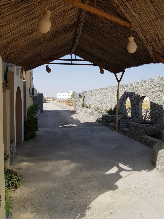 Green Guest Resort - Alnuzul Alkhdhra Resort النزل الخضراء Bilād Manaḩ Exteriör bild