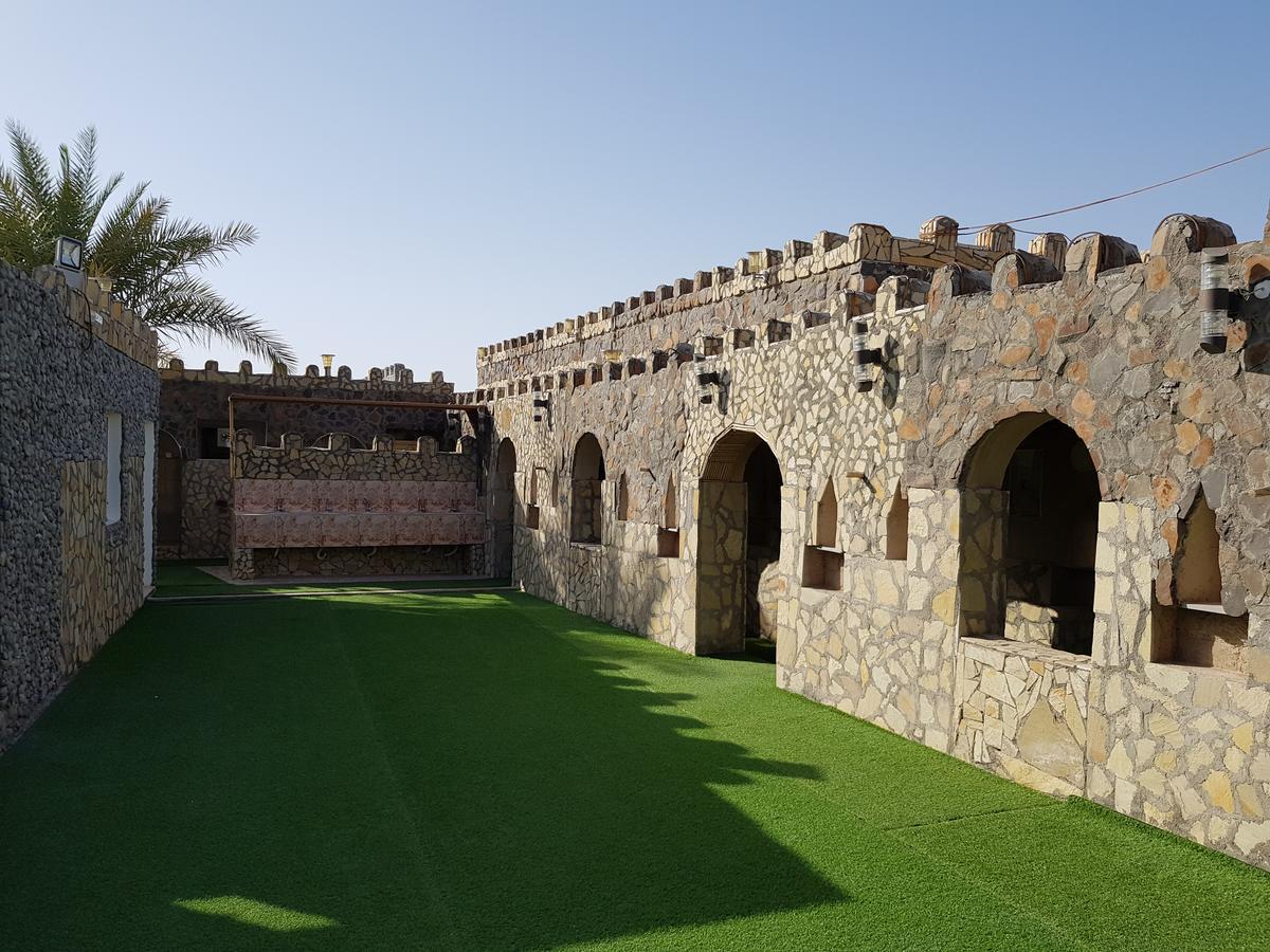 Green Guest Resort - Alnuzul Alkhdhra Resort النزل الخضراء Bilād Manaḩ Exteriör bild